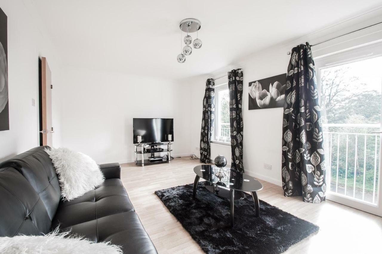 Orange Town House - Shaw Road, Only 6 Minutes To City Centre Aberdeen Zewnętrze zdjęcie